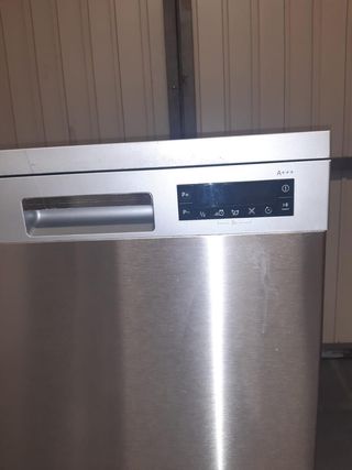 Lavavajillas Beko ProSmart Inverter tres bandejas 