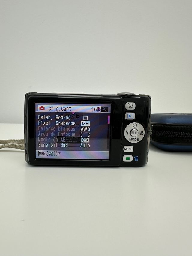 Cámara Pentax Optio P80 12.1MP Negra