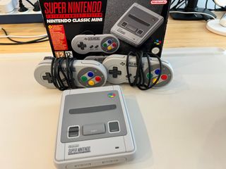 Super Nintendo Mini Classic Edition + accesorios