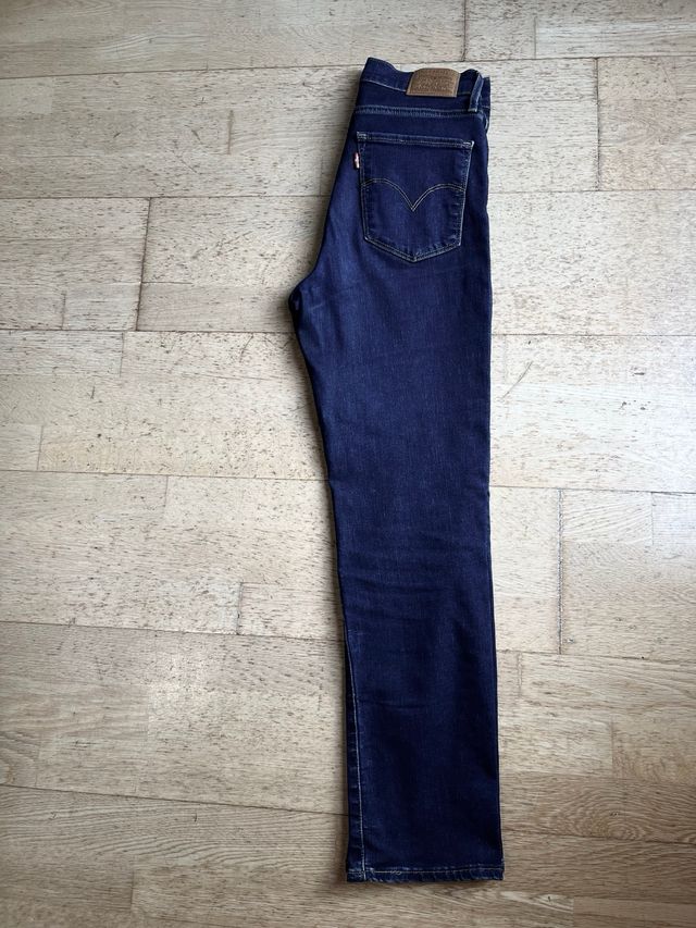 Pantalón Vaquero Levi's 724 Marino Mujer