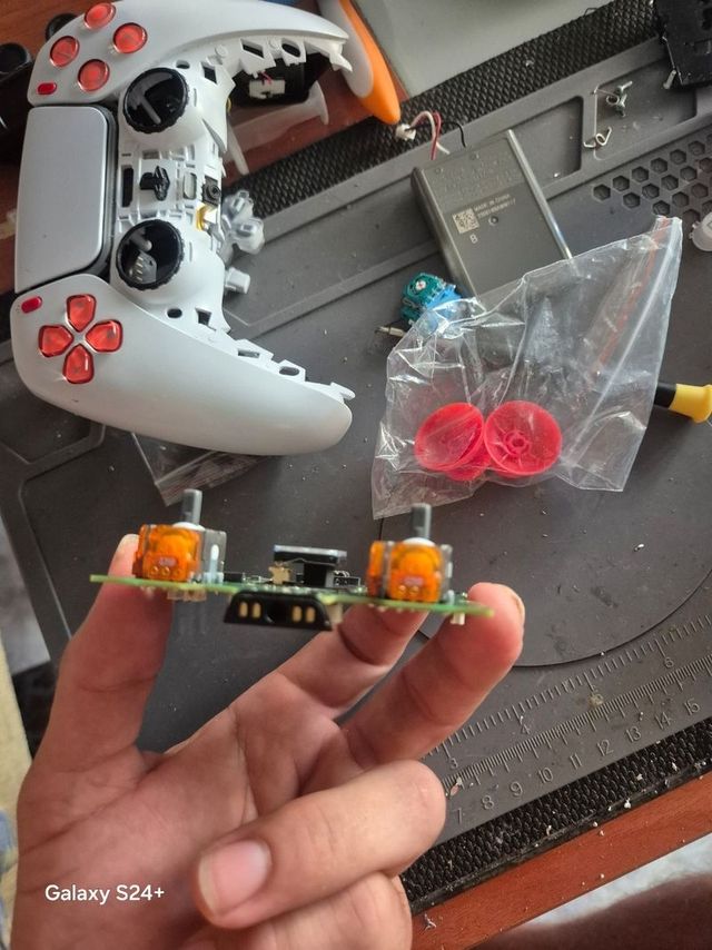 Reparación mando Edge ps5- Sticks TMR Carbono mag