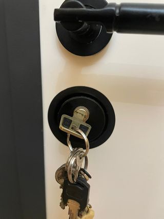 Cerrajero en Alzira" económico "
Tel:641832395