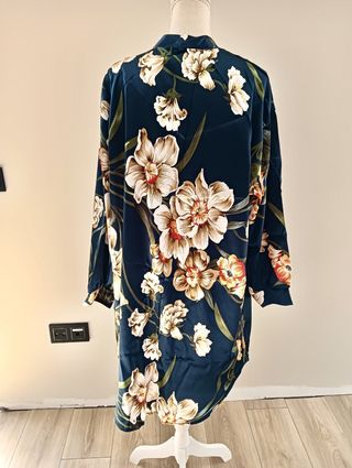 Camisón con bata floral