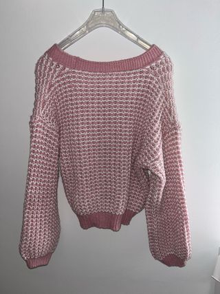 Cárdigan rosa y blanco con botones