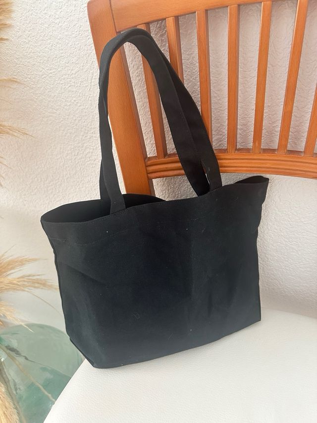 Saco Jordan Preto com Logotipo Vermelho