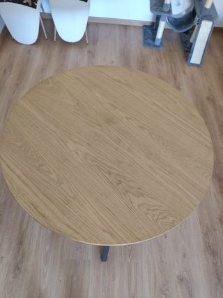 Mesa de salón redonda madera y metal