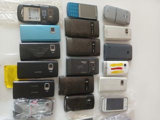 Lotto 20 telefoni Nokia per ricambi