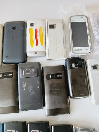 Lotto 20 telefoni Nokia per ricambi