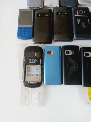 Lotto 20 telefoni Nokia per ricambi
