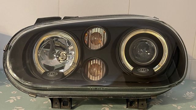 Faros Hella Celis VW Golf IV
