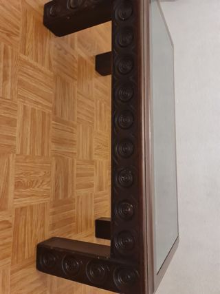 Mesa de cristal y madera en buen estado 