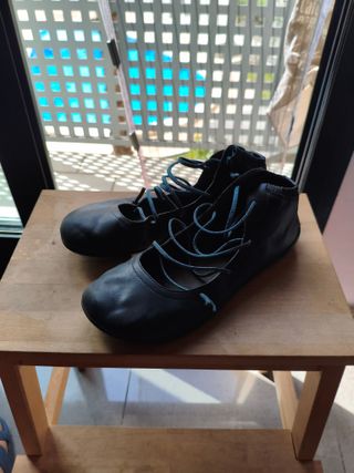 Zapatos Camper Negros con Cordones