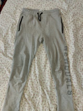 Pantalón gris Zara talla 13-14