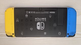 Nintendo Switch Edición Fortnite + Extras