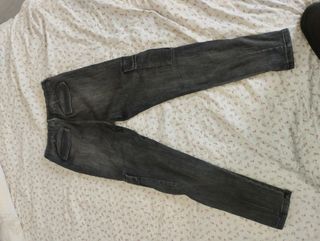 Pantalón cargo Zara negro talla 13-14
