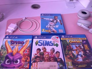 Pack Juegos PS4: FIFA 19, Spyro, Crash, Sims 4