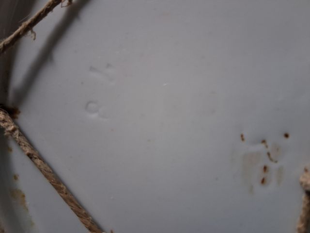 Piatti decorativi vintage dipinti a mano