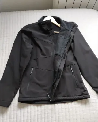 Chaqueta Softshell Negra Hombre