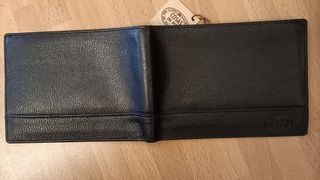 Cartera, billetera y tarjetero de piel