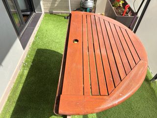 Mesa redonda de madera maciza Teca