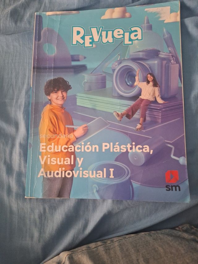 Plástica plastica y Audiovisual I. Revuela