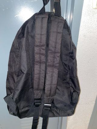 Mochila escolar Negra