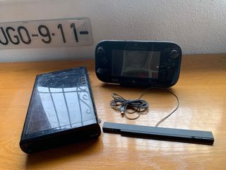 Consola Nintendo Wii U Negra + TV 19" + 6 Juegos