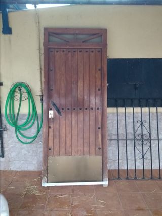 Puerta de madera