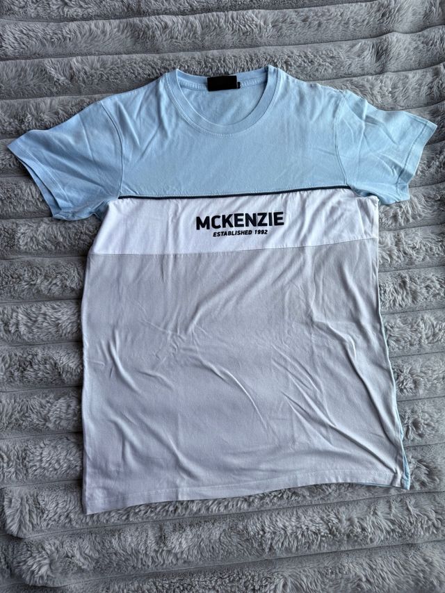 Camiseta McKenzie Azul y Gris