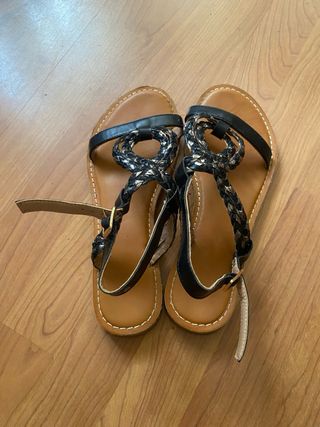 Sandalias planas mujer negras