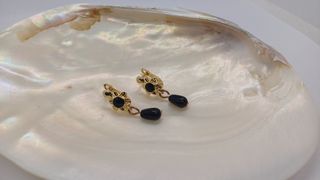 Pendientes Vintage Flor Azabache Chapado Oro 18k