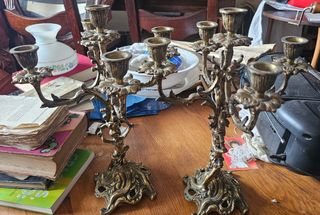 Pareja de Candelabros de Bronce Antiguos siglo xx