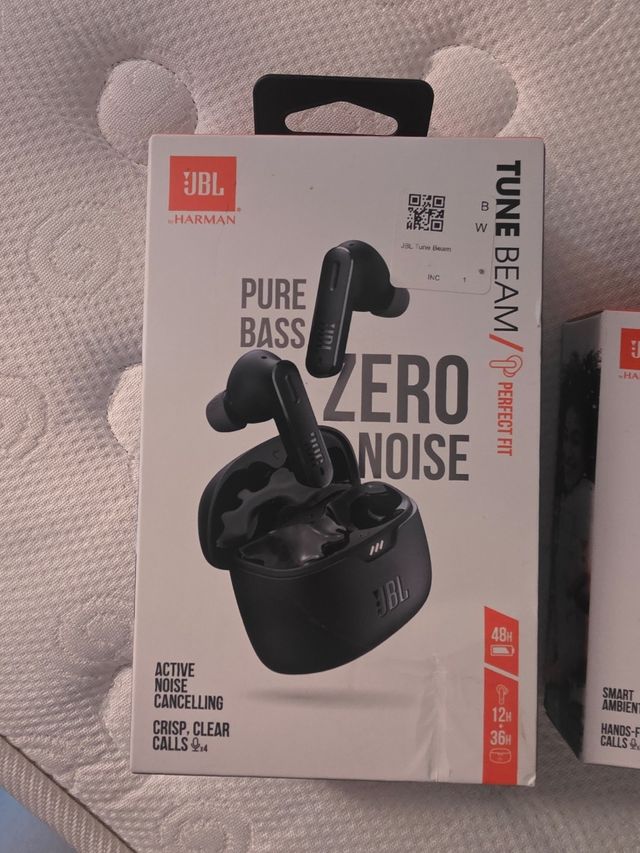 Auriculares JBL Tune Beam Negros