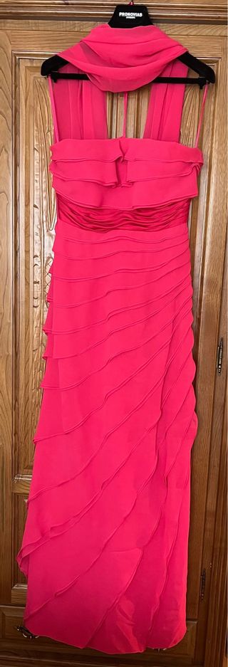 Vestido de fiesta Pronovias rosa elegante, un uso.