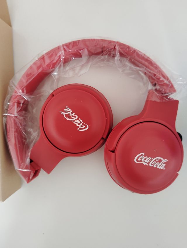Altavoz y Auriculares Bluetooth Coca Cola