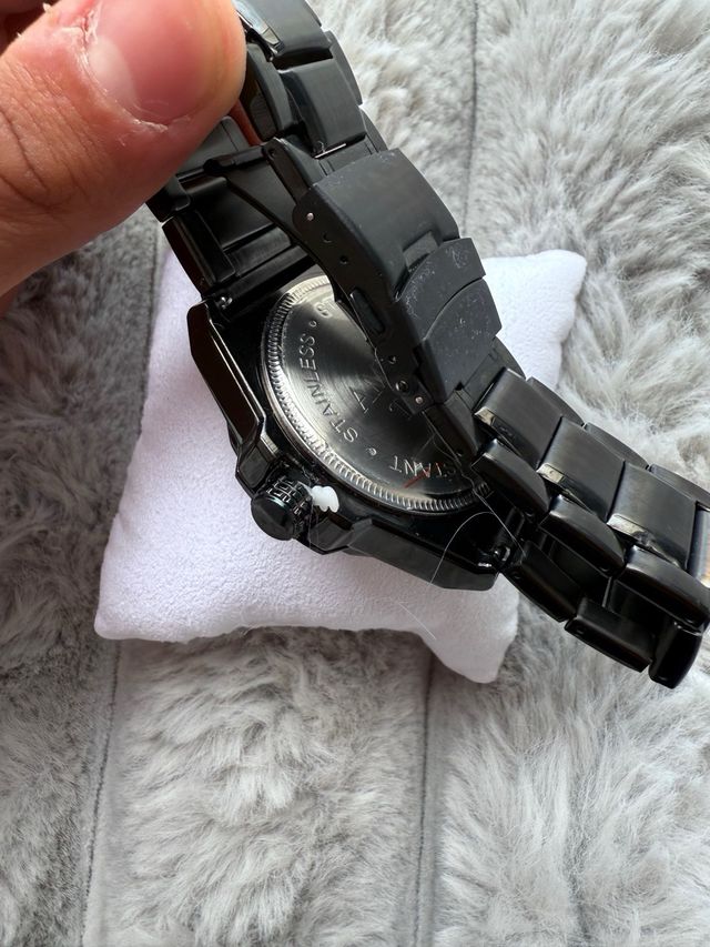 Reloj Negro