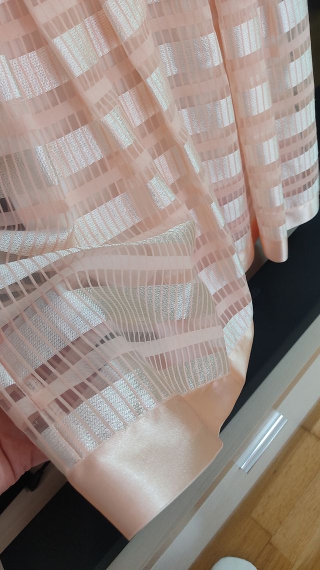 Vestido corto beige y rosa