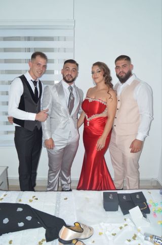 Traje de Novio Plateado y Blanco