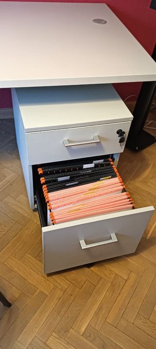 Conjunto muebles oficina escritorio y sillas 