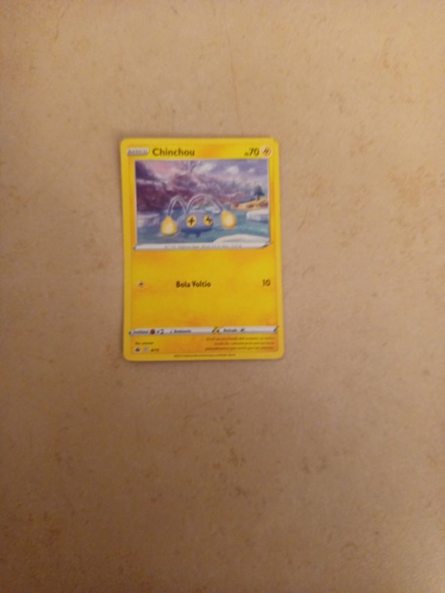 Lote de 6 Cartas Pokémon (4 normales, 2 especiales