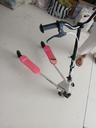 Patinete de 3 ruedas rosa