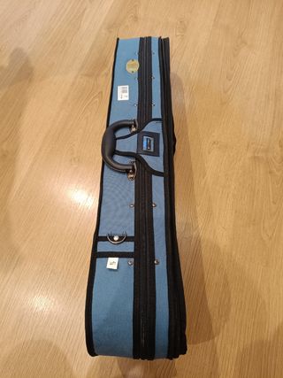 Violín con funda y arco