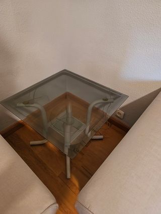 Mesa de rincón cristal y metal 60x60x47