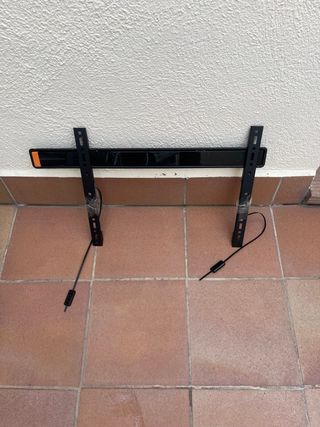 Soporte Pared TV Pantalla Plana. Marca Vogel’s.