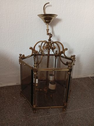 Lámpara de techo de metal y cristal