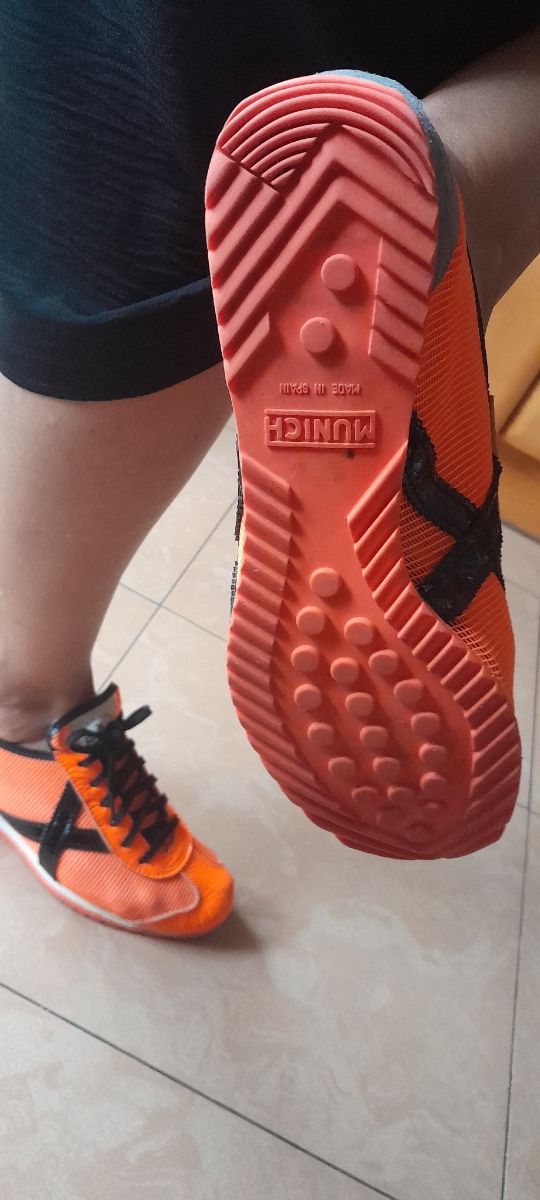 Zapatillas Munich Naranja Talla 39