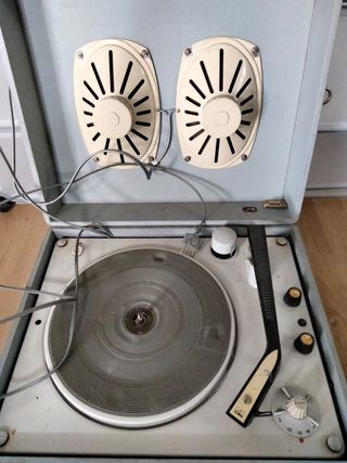 Tocadiscos Vintage Gris y Beige
