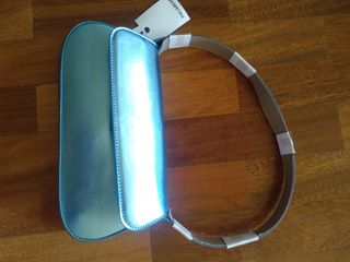 Bolso nuevo con etiqueta 