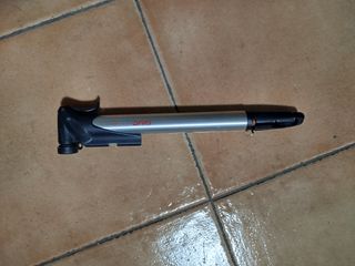 Bomba de aire para bicicleta