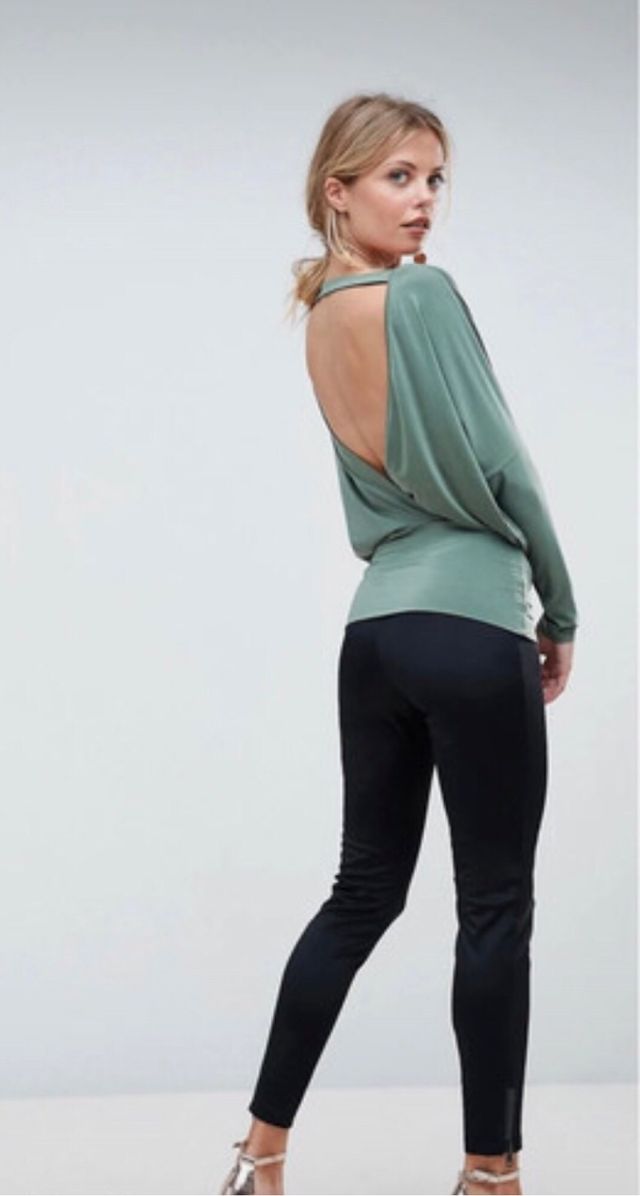 Top ASOS verde talla S sin estrenar